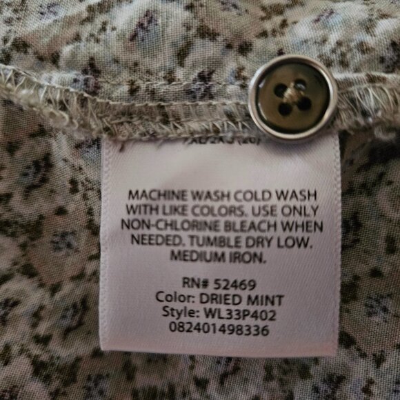 White Stag Button Up Top - Picture 6 of 9